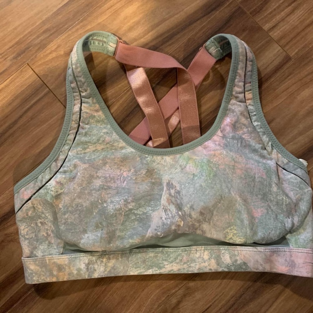 Fabletics, sports bra